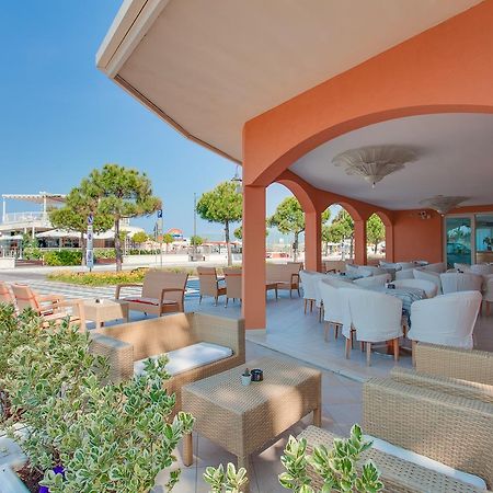 Hotel De La Ville Cesenatico Luaran gambar