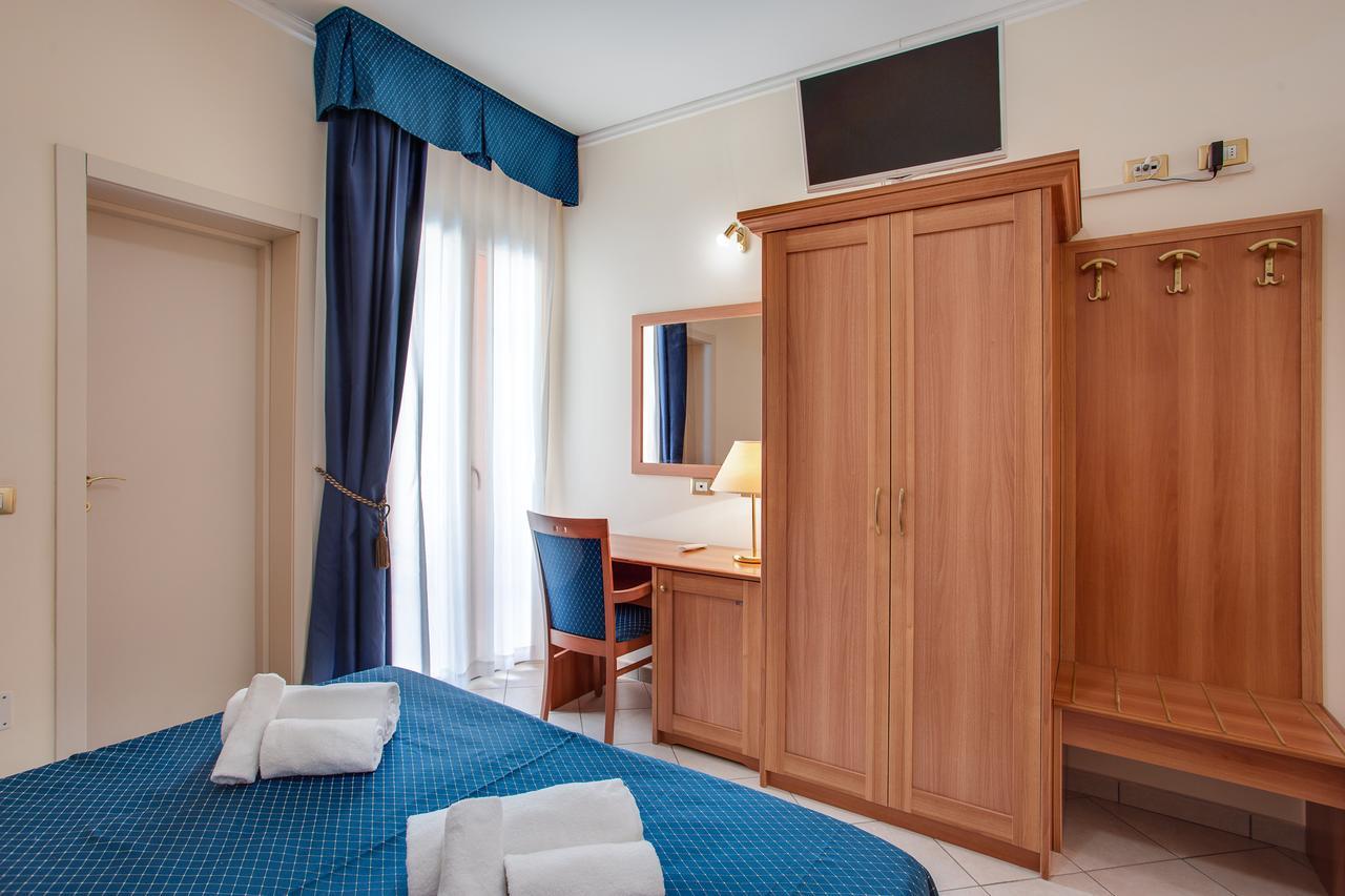 Hotel De La Ville Cesenatico Luaran gambar